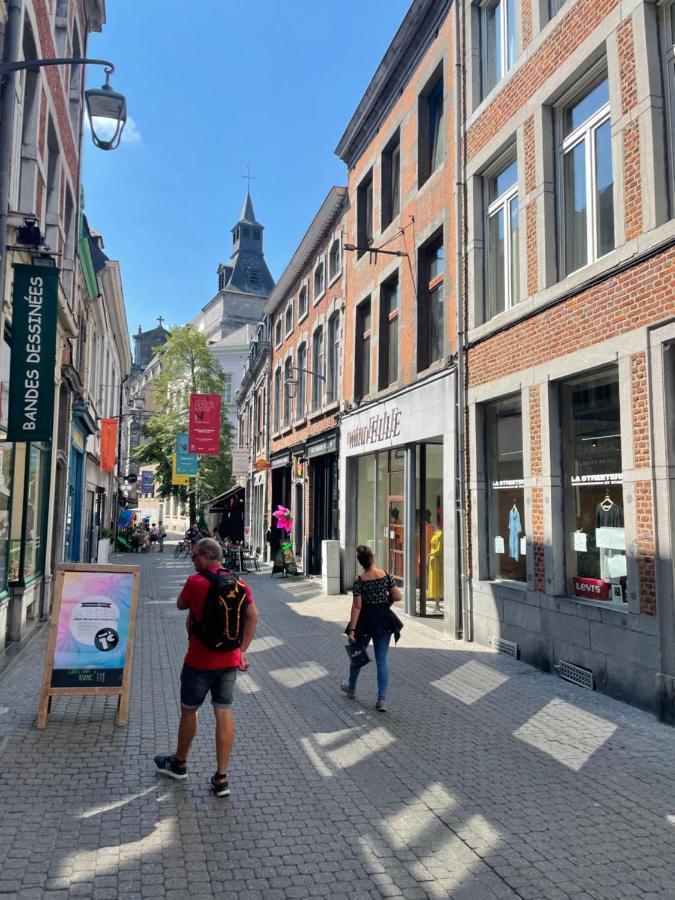 Appartamento Le 25, Duplex Elegant Au Coeur Du Pietonnier Historique Namur Esterno foto
